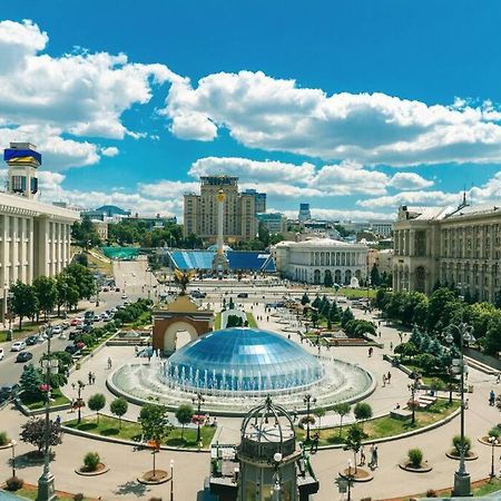 Apartment With View On Inpedendence Square Khreshchatyk Kiev Eksteriør bilde